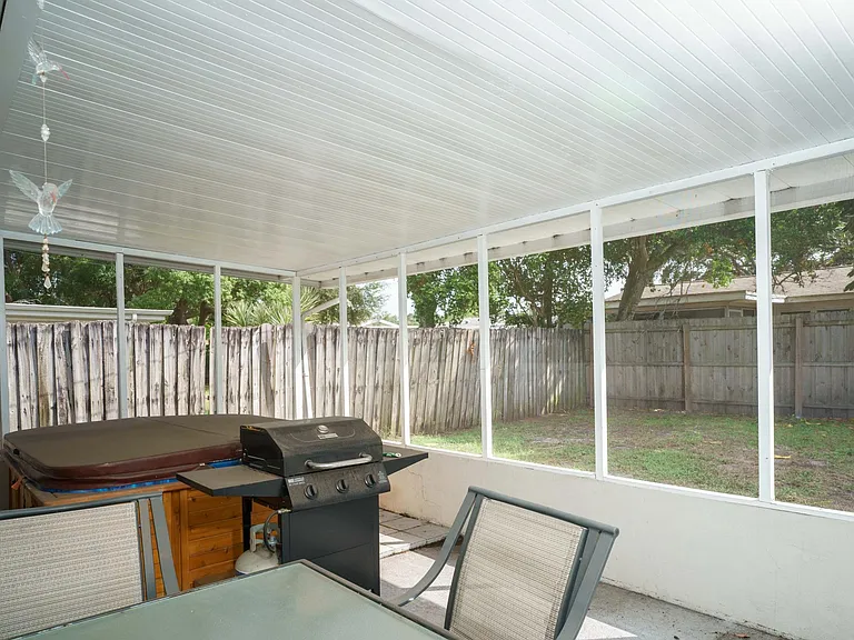 1759 Thames St — Photo 5