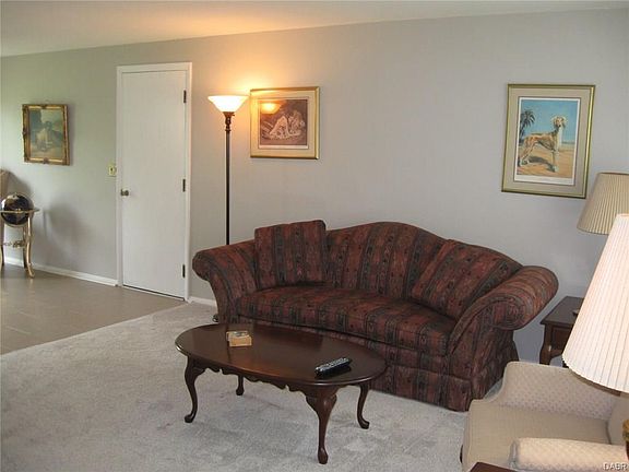 2nd image of 1023 Bosco Ave
