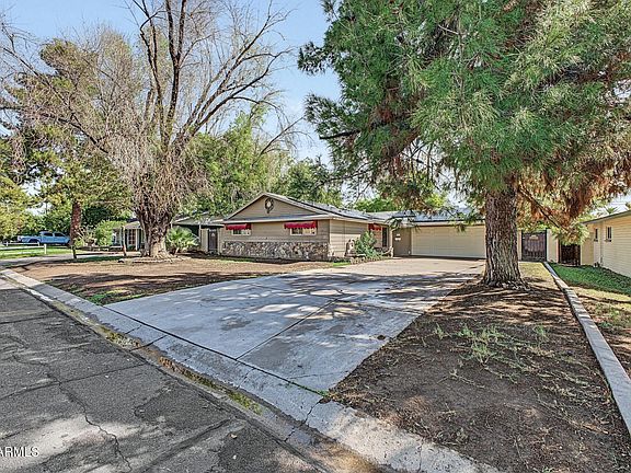 2nd image of 6319 N 13TH Place
