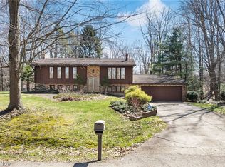 3586 Leafland St NW, Uniontown, OH 44685