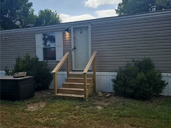 138 Private Rd, Hartman, AR 72840