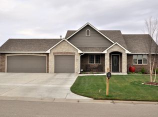 2225 S Michelle Cir, Wichita, KS 67207
