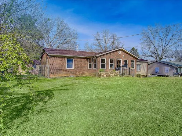 1014 W Bank St, Salisbury, NC 28144