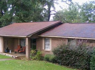 805 Oak Ln, Winona, MS 38967