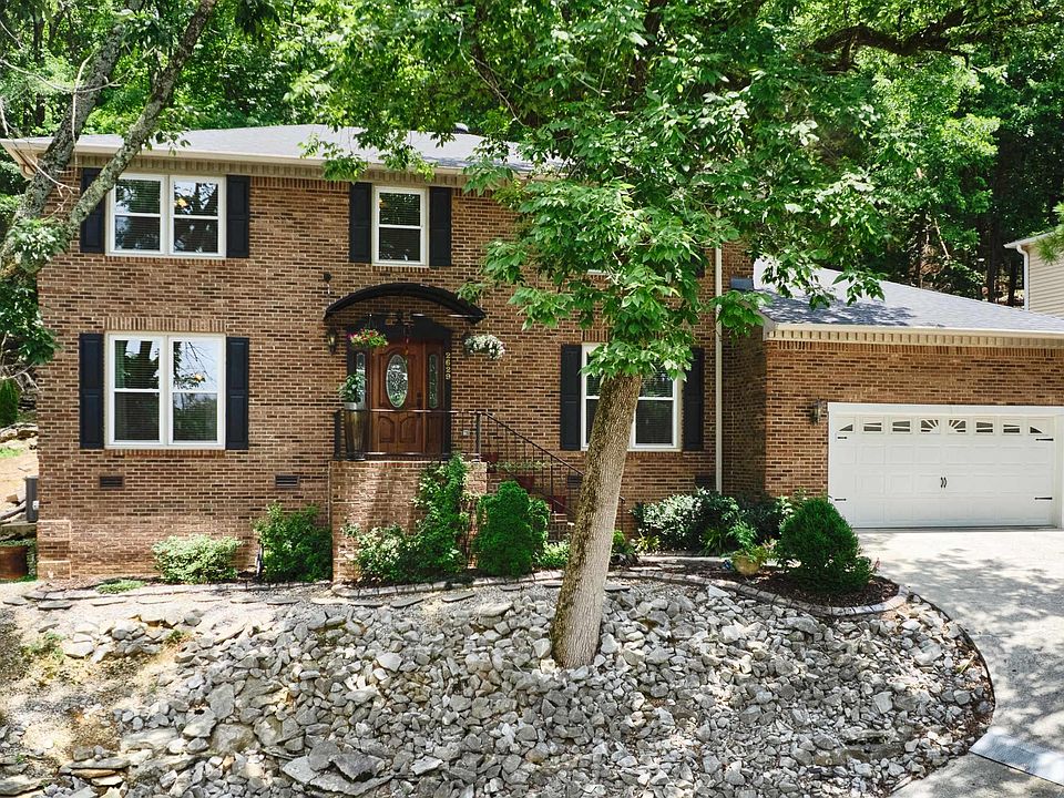 1st image of 2629 Gawain Rd SE