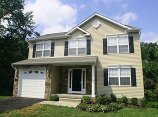 404 Pine Way Dr, Glen Burnie, MD