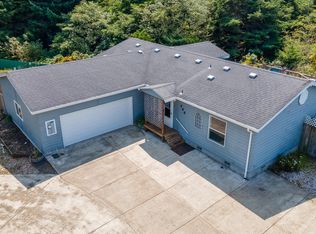 688 NE 54th St, Newport, OR 97365