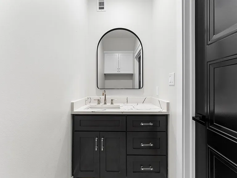 7222 Market St — Photo 9