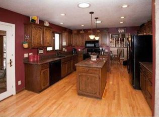 17775 Iten Ct N, Lakeville, MN 55044