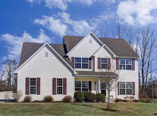 1733 Candle Ln, York, PA 17404