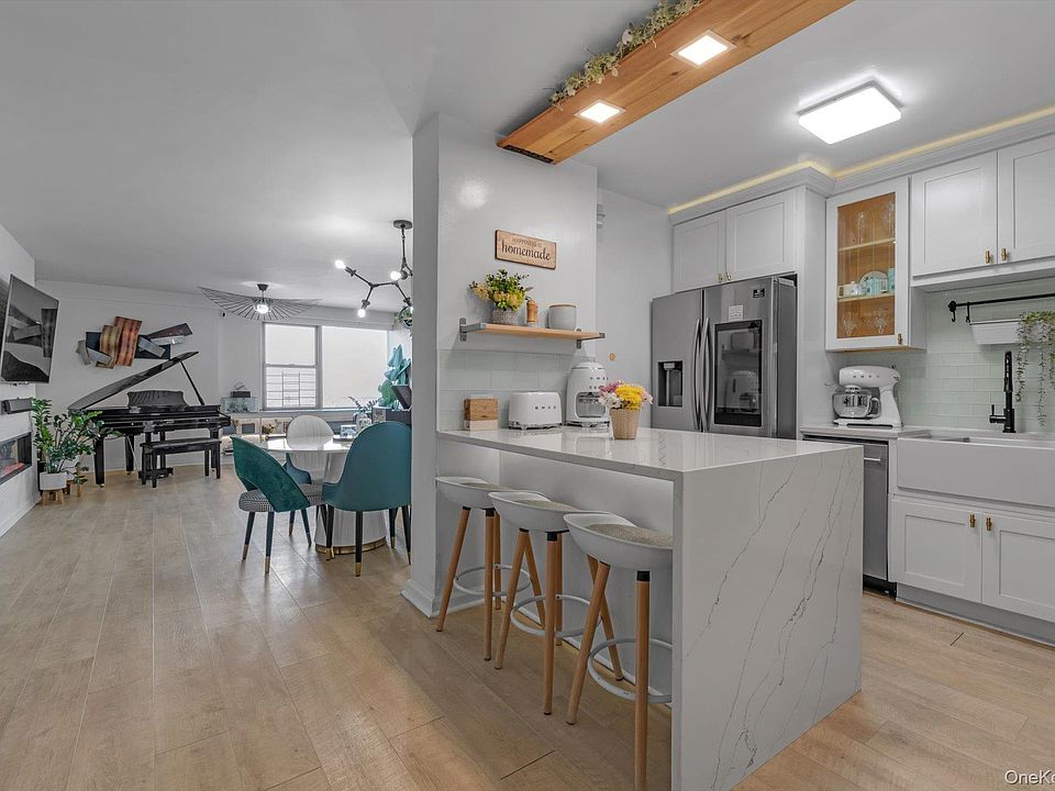 1st image of 125-10 Queens Boulevard #2205