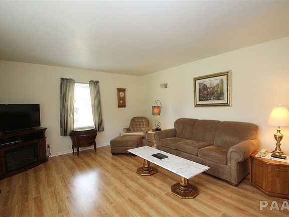 5th image of 1162 W Lakecrest Dr