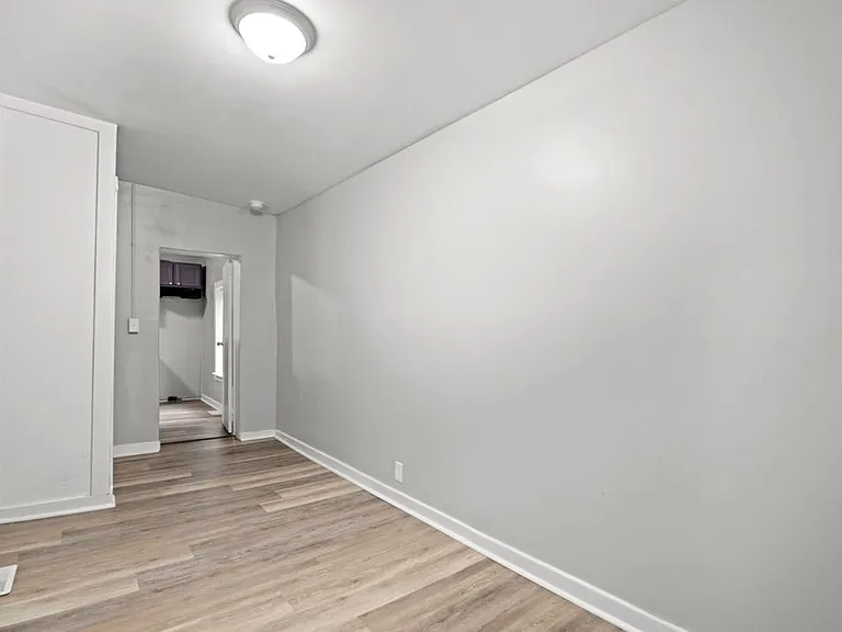 3024 E 7th Ave — Photo 7