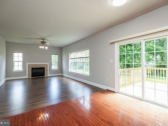 4th image of 2118 Foulk Rd