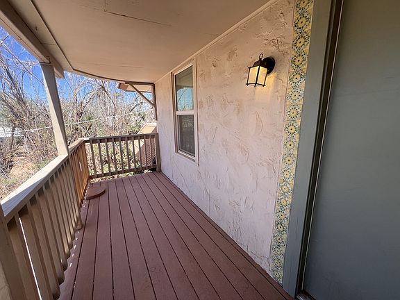 5th image of 624 W Pinkley Ave #D