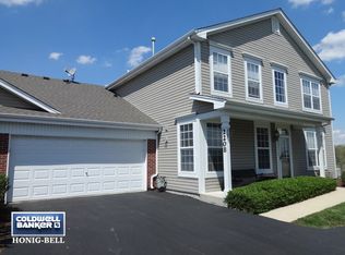 220 Belle Vue Ln #B, Sugar Grove, IL 60554