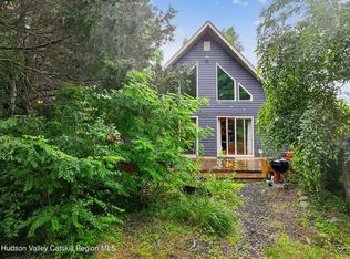 3205 Sleepy Hollow Rd, Athens, NY 12015