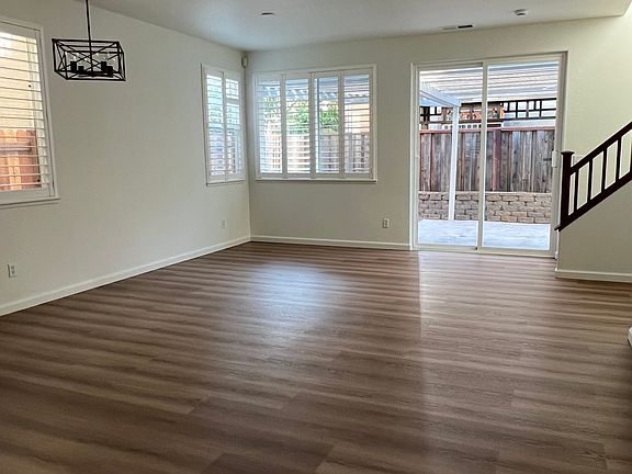 Living & Dining Area