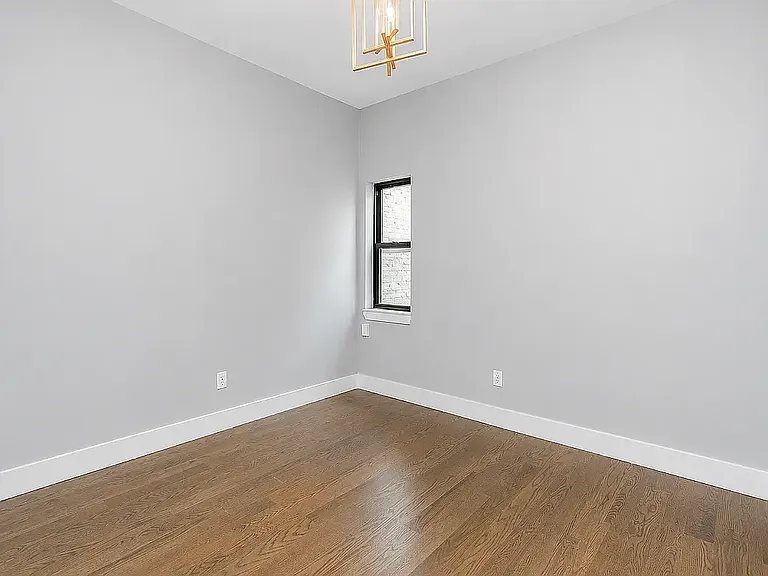 486 Harman St #2H — Photo 7