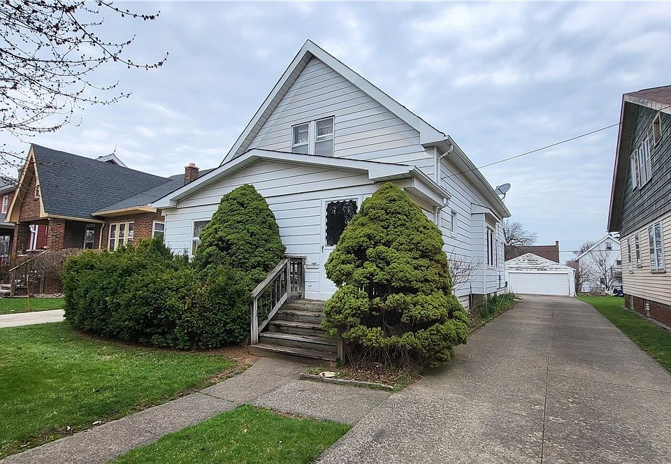 1st image of 5520 Northcliff Ave