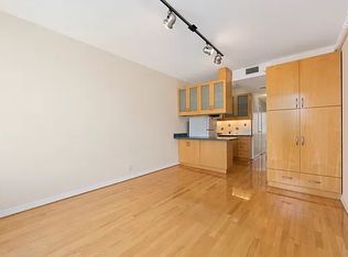 45-44 Vernon Blvd #4, Long Island City, NY 11101