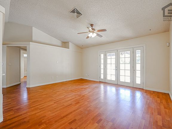 3rd image of 5727 W Villa Maria Dr