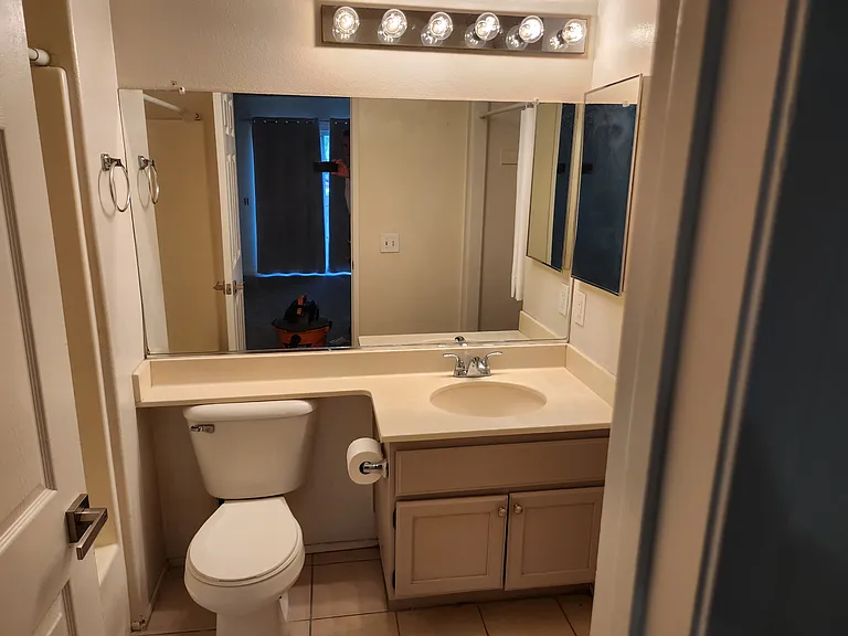 1365 S Park Ave #D — Photo 13