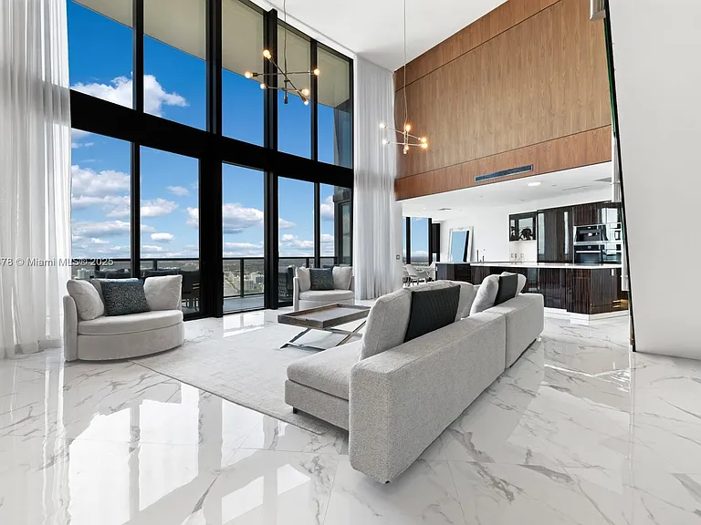 18555 Collins Ave #4603 — Photo 4