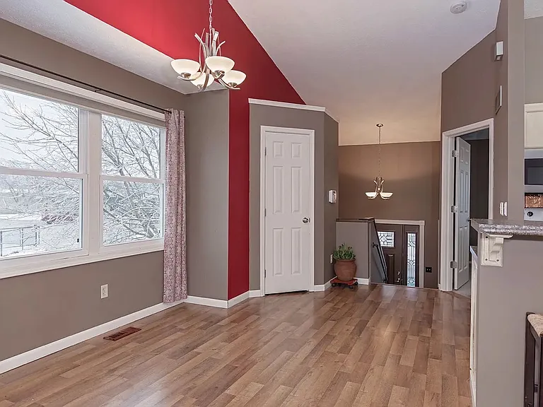 1 Parkshores Dr — Photo 7