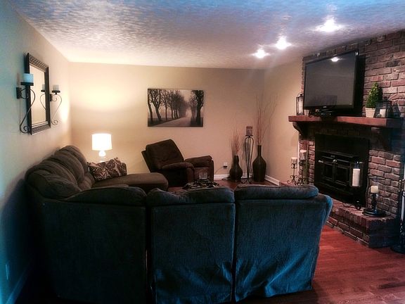 5th image of 67 Dogwood Dr
