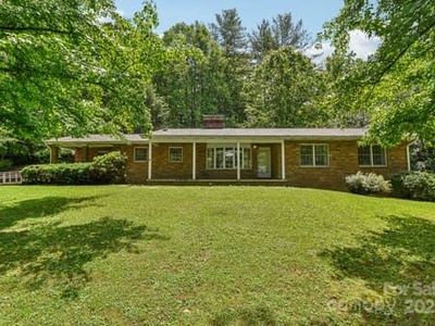 125 Merrill Rd, Fletcher, NC, 28732