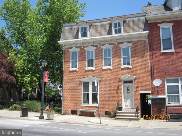 343 Main St, Denver, PA 17517