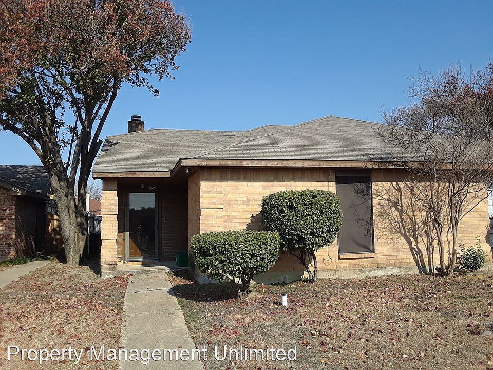 1st image of 520 Stonehenge Dr
