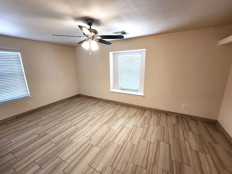 1535 Vajillo Ln — Photo 33