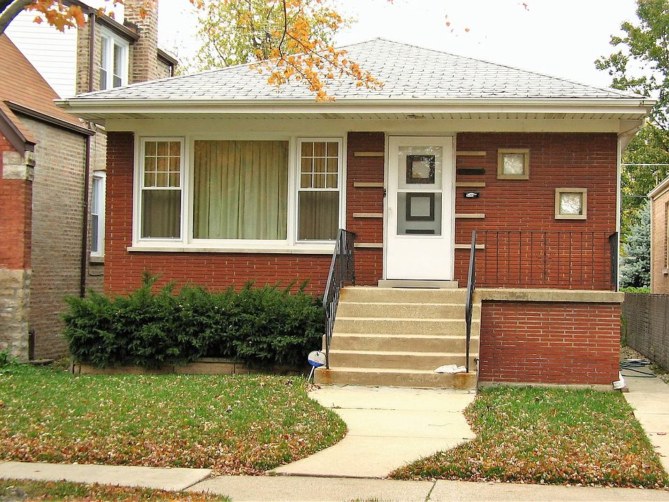 1st image of 29 W 141st St