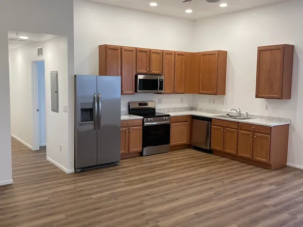 721 4th St, Fort Lupton, CO