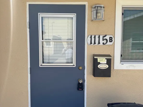 1115 S Escondido Blvd APT B, Escondido, CA 92025