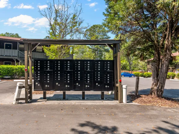 The Montana Apartments