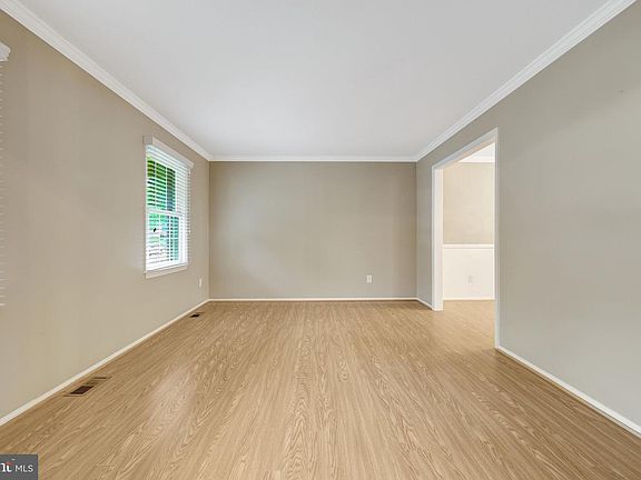 5th image of 4750 Carterwood Dr