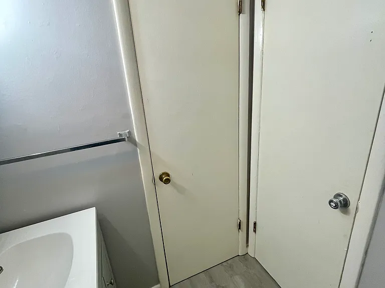 595 Brown St #2 — Photo 15