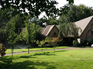 335 N Walnut Bend Rd, Cordova, TN 38018