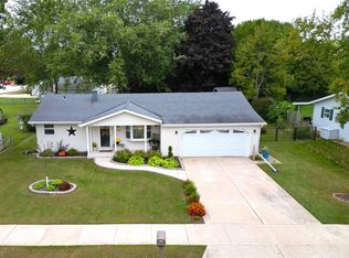 2628 Riverside Dr, Two Rivers, WI 54241