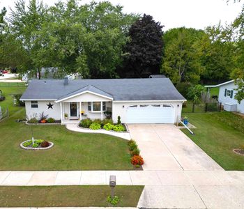2628 Riverside Dr, Two Rivers, WI, 54241