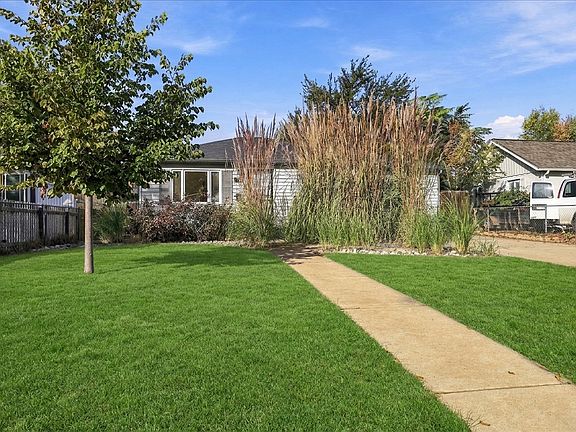Lots to love at this Sunnyside home, off street parking, garage, two full bathrooms!