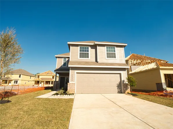 2225 Angie Kaye Dr, Conroe, TX 77301