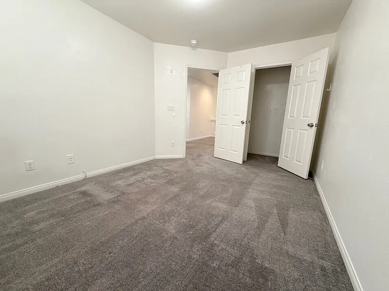 6356 Tomahawk Mill Ct — Photo 15