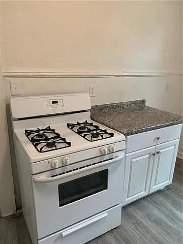 3100 Orleans Ave — Photo 4