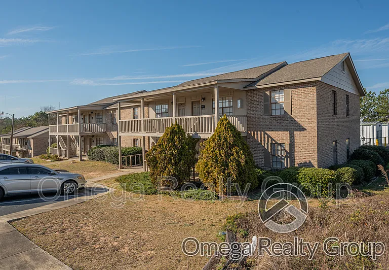 Lakeridge Apartments — Photo 70