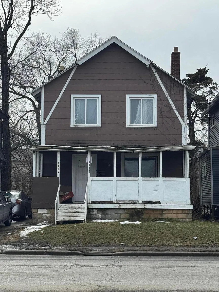 1129 E 17th Ave photo 1