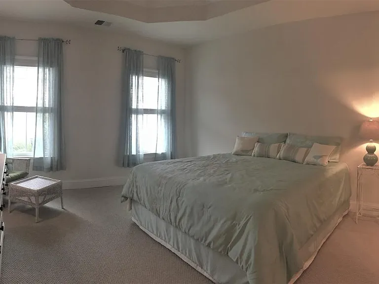 406 Samantha Dr — Photo 31